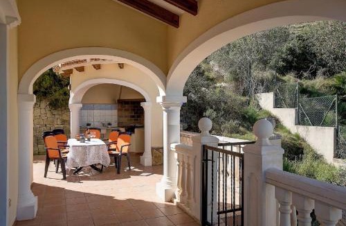 Pedreguer Villa | Amanda: 4 bedroom villa with stunning views