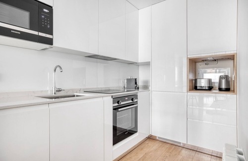 Recoletos Apartment | Amazing Salamanca 1BR, near El Retiro Park, by Blueground