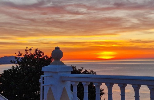Velilla-Taramay Villa | Amazing Villa with panoramic sea views close to the sea