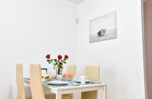 La Algaba Apartment | Amplio con Club y Piscina junto a Sevilla