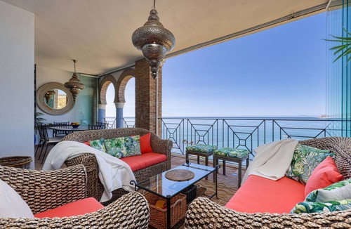 Bahia de Casares Apartment | Apartment "Penthouse La Perla de la Bahia 3" with Sea View, Shared Pool & Wi-Fi