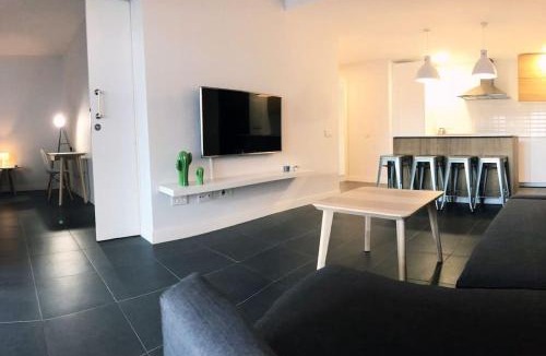 Villaverde Apartment | Apartamento alto stading en urbanización de lujo