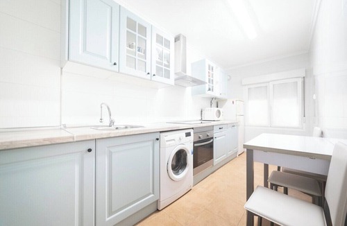 Distrito Llano Apartment | Apartamento Bécquer Gijon