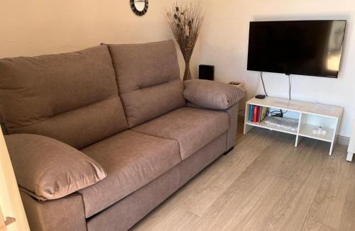 Cales Piques Apartment | Apartamento con terraza y jacuzzi, zona ciutadella