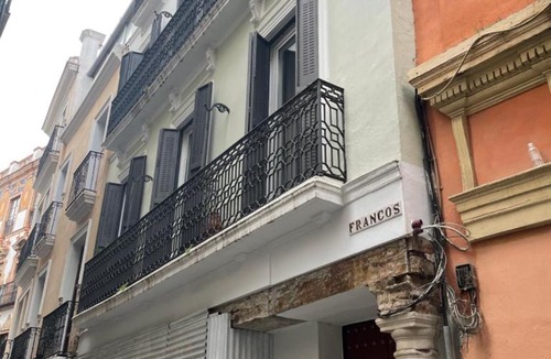 Historical Center Apartment | Apartamento en Francos 28