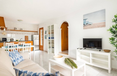 Son Carrio Apartment | Apartamento Palmeras 6 by Interhome