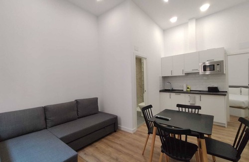 Oeste Apartment | Apartamentos Vacceas by gaiarooms