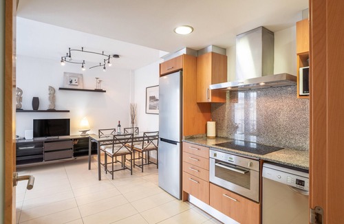 La Marina Apartment | Apartment 100 Meters from the Beach with Pool