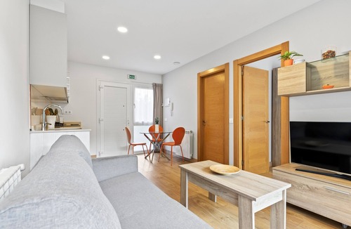 Llanes Apartment | Apartment '2 Jardin 2 - El Sablon' with Mountain View, Private Terrace and Private Garden