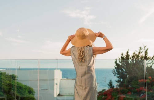 La Caleta Apartment | Apartment 3 bedroom | first floor | sea view