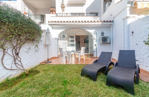 El Paraiso Apartment | Apartment '9A Escorpio' with Mountain View, Pool & Wi-Fi