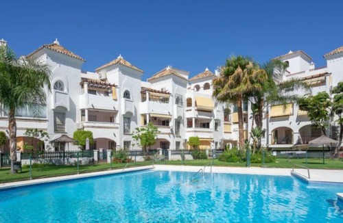 Benalmadena Costa Apartment | Apartment Benalmar Playa in Benalmádena Costa - 4 persons, 2 bedrooms