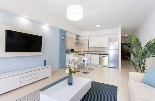 Bajamar Apartment | Apartment 'Brisa - Armonía Park, Bajamar' with Mountain View, Wi-Fi and Air Conditioning