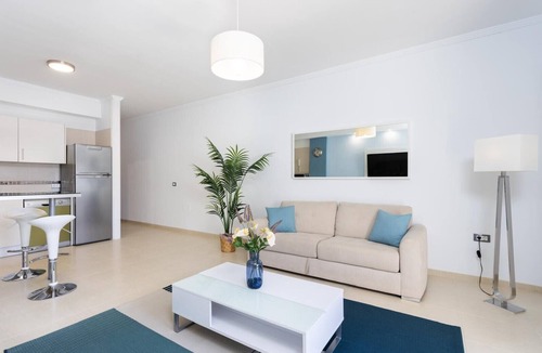 Bajamar Apartment | Apartment 'Brisa - Armonía Park, Bajamar' with Mountain View, Wi-Fi and Air Conditioning