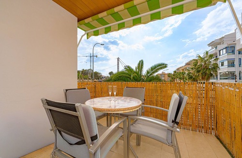 El Albir Apartment | Apartment 'Capitolio 1g' with Mountain Views, Wi-Fi and Air Conditioning
