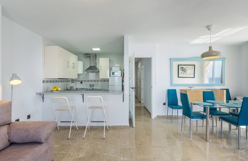 Velilla-Taramay Apartment | Apartment 'Cielo Y Mar' with Sea View, Private Terrace and Wi-Fi