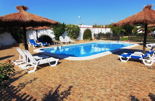 Barbate Apartment | Apartment "El Manzano" in Residence "Apartamentos Rurales la Cartuja" with Pool