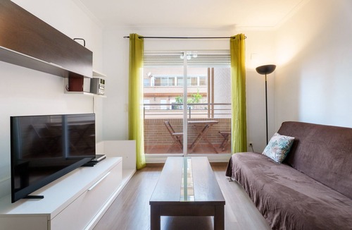 Sagunto Apartment | Apartment 'Encantador En La Playa' with Balcony, Wi-Fi and Air Conditioning