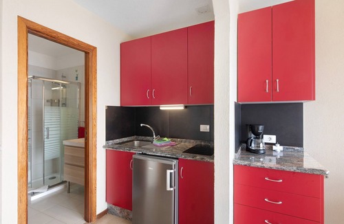 Puerto Naos Apartment | Apartment 'Moijama 8' with Sea View, Shared Pool and Wi-Fi