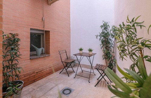 Encarnacion-Regina Apartment | Apartment 'Guadalquivir' with Wi-Fi and Air Conditioning
