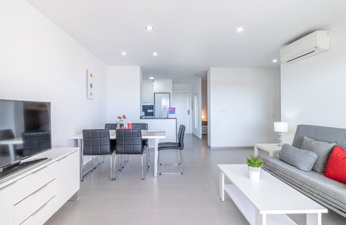 Empuriabrava Apartment | Apartment in Empuriabrava with Sea Views