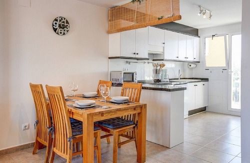 Denia Apartment | Apartment "Jardines de Dénia" close to the Beach with Shared Pool & Wi-Fi