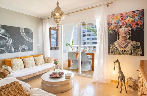 Calpe Apartment | Apartment 'Playa Arenal Grupo Terra De Mar' with Sea View, Wi-Fi and Air Conditioning