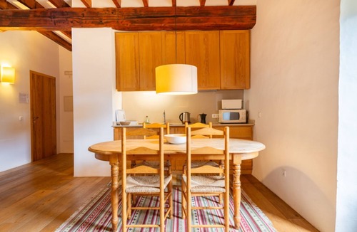Lloseta Apartment | Apartment S'Estorell with Kitchen & Mountain views