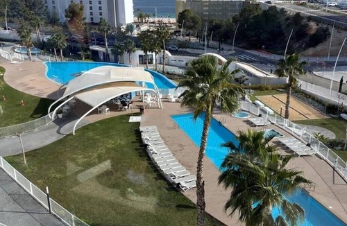Benidorm Apartment | Apartment 'Sunset Waves' with Sea View, Wi-Fi and Air Conditioning