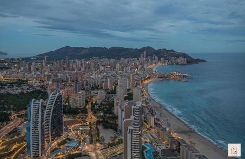 Golf Bahia Apartment | Appartement cosy avec jolie vue piscine et mer by LG Home