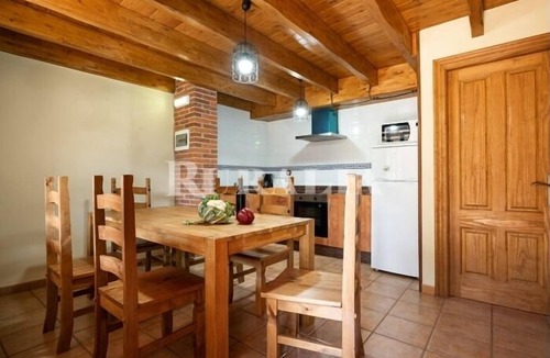 Cabranes Municipality Apartment | Apto La Espina 1 - rural apartment in Celada (Villaviciosa) | 4 guests