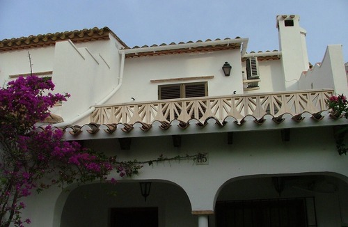 Denia House | Attractive 2 bedroom house, gardens, pool, beach 2 mins, Las Marinas, Denia