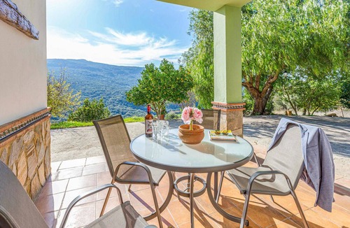 Ubrique House | Awesome home in Ubrique