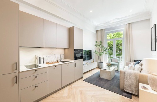Milla de Oro Apartment | Ayala XXVIII - Two Bedroom Apartment, Sleeps 4