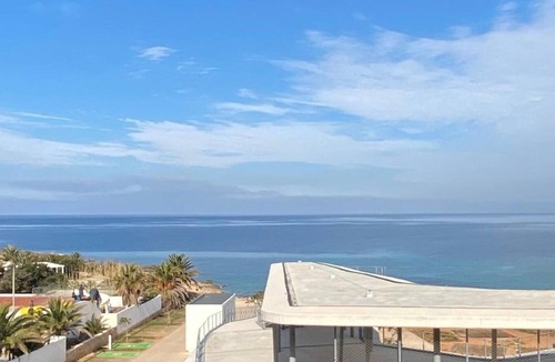 San Antonio Bay Apartment | Bahia de San Antonio