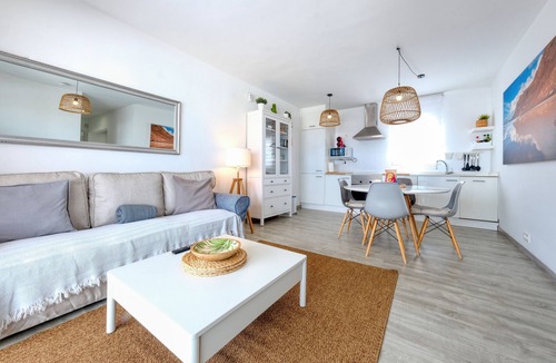Costa Teguise Ski Chalet | Barraquito Pool 100 meters to the beach LVH