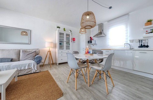 Costa Teguise Ski Chalet | Barraquito Pool 100 meters to the beach LVH