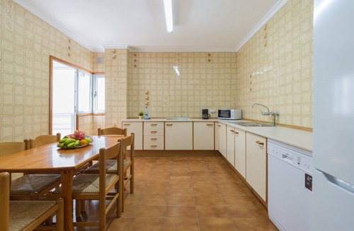 Las Palmas de Gran Canaria House | Beachfront House in Las Palmas near Las Canteras