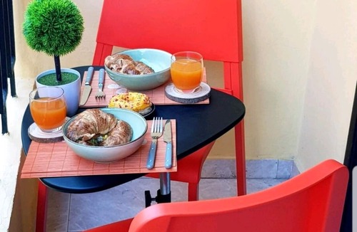 Las Palmas de Gran Canaria Apartment | Beach LAS Canteras "playa Puntilla Suite JD"