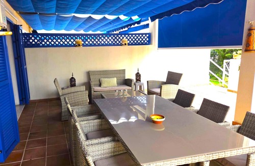 San Luis de Sabinillas Apartment | Beachfront 3 Bed Apt San Luis De Sabinillas