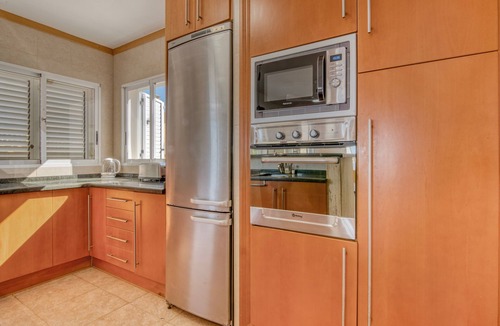 Les Deveses Villa | Beachfront Villa - Riu Cudei with Private Pool, A/C and Wi-Fi