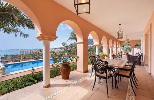 Torrequebrada Villa | Beachside Villa with Great Sea View