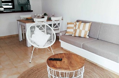 Cales Piques Apartment | Beautiful Apartment Located on a Cove