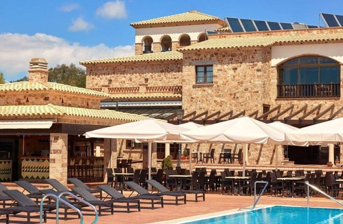 Castell-Platja d'Aro Apartment | Beautiful apartment for 4 guests with pool, WIFI, TV and terrace