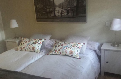 Quintana Condo | Beautiful and new semiesquina apartment Alcala street. WIFI and Air Conditioning