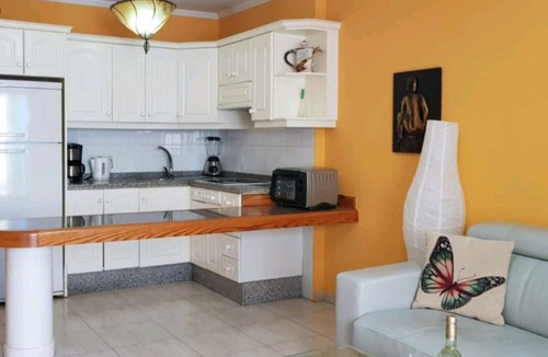 Los Cristianos Apartment | BEAUTIFUL APARTMENT 60m2, SEA VIEW, 1 BEDROOM, LIVING ROOM,KITCHEN,KITCHEN,BATHROOM,BALCONY