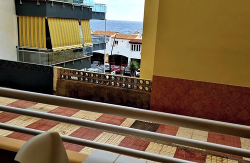 Los Cristianos Apartment | BEAUTIFUL APARTMENT 60m2, SEA VIEW, 1 BEDROOM, LIVING ROOM,KITCHEN,KITCHEN,BATHROOM,BALCONY