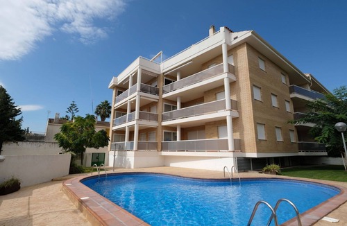 Alcanar Apartment | Beautiful apartment for 8 guests with A/C, pool, WIFI, TV and balcony