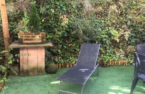 Comillas City Center House | Beautiful apartment in Comillas, private garden, 10m from the Capricho de Gaudi