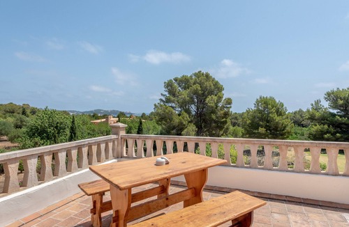 Pedruscada Villa | Beautiful Country House "Can Cancus" in Nature with Rooftop Terrace, Garden & Wi-Fi